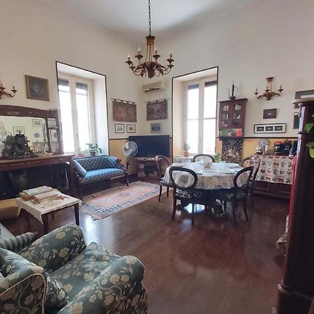 Bed And Breakfast Latomare Napoli Eksteriør billede