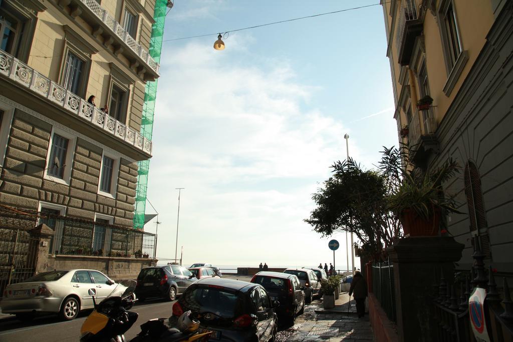 Bed And Breakfast Latomare Napoli Eksteriør billede